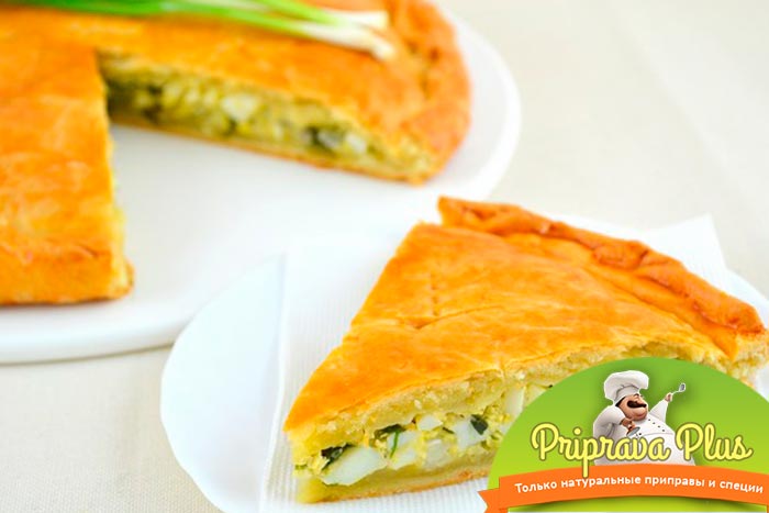 Очень вкусный пирог с зеленым луком и яйцом