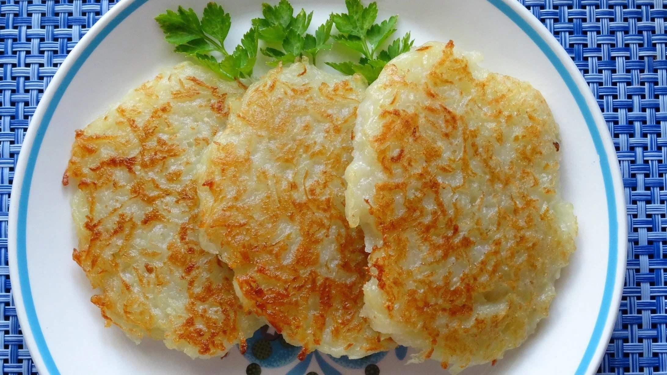 Драники картофельные: рецепт классический, пошаговый рецепт на сковороде | Меню недели